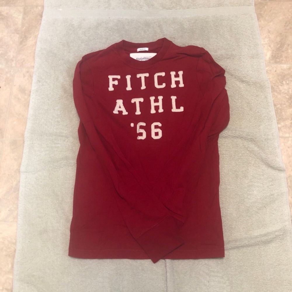 Abercrombie & Fitch Red Muscle Tee